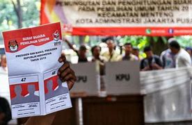 Dalam Demokrasi Tidak Langsung Seluruh Aspirasi Masyarakat Disampaikan Melalui Wakil-Wakilnya Yaitu